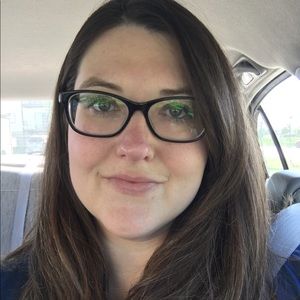 Meet your Posher, Christine